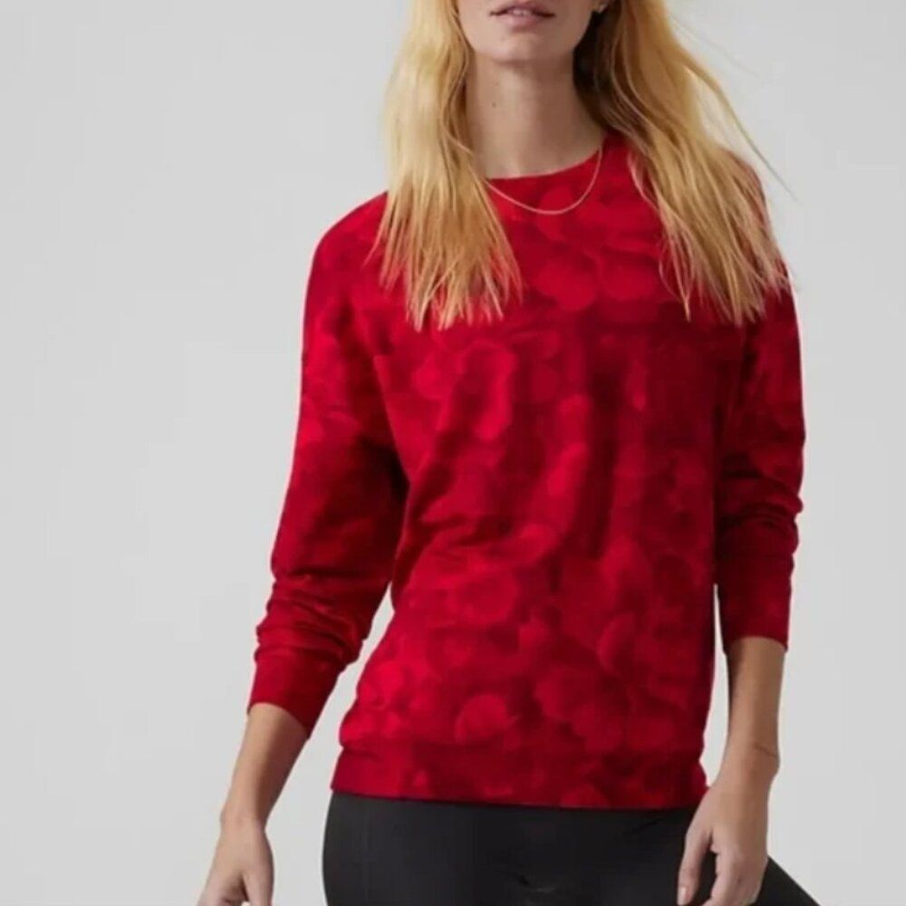 Athleta Chakra Red Floral Super Soft Balance Printed Pullover Size Medium